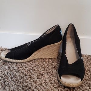 Toms Black Wedge Shoes size 8.5